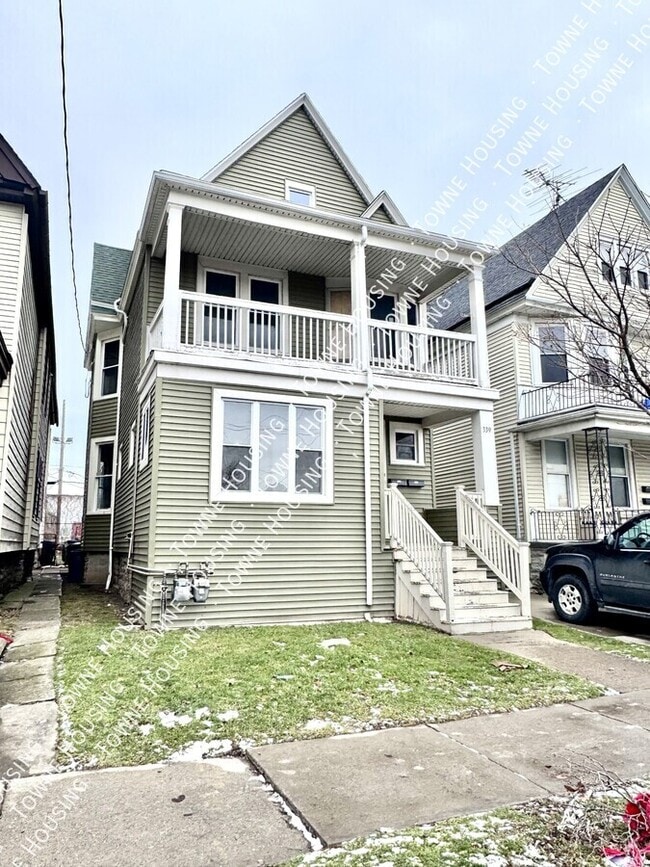 Building Photo - 339 Hampshire St Unit 1