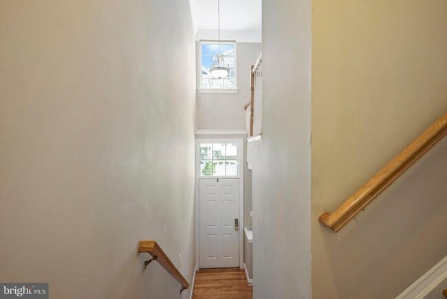 Photo - 5114 Vos Ln