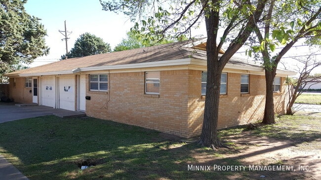Photo - 1602 58th St Unidad A