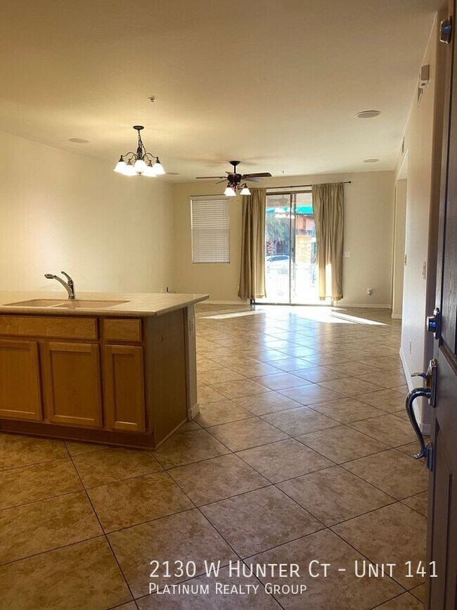Photo - 2130 W Hunter Ct Unit 141