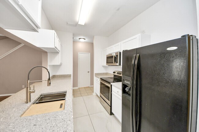 Photo - 3218 Holly Hall St Unit 3218