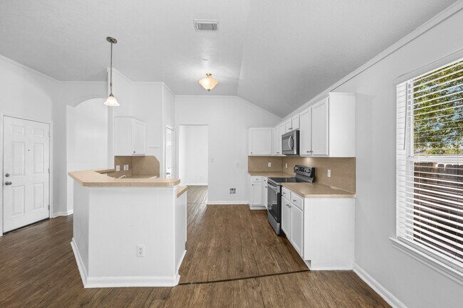 Building Photo - 3679 Piney Point Rd