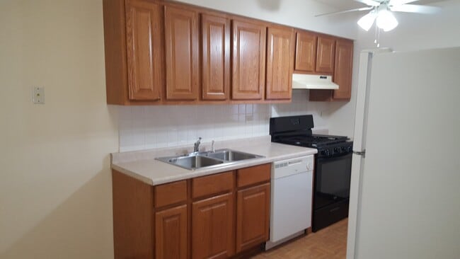 Photo - 490 Pleasant Run Dr Unit 490-A