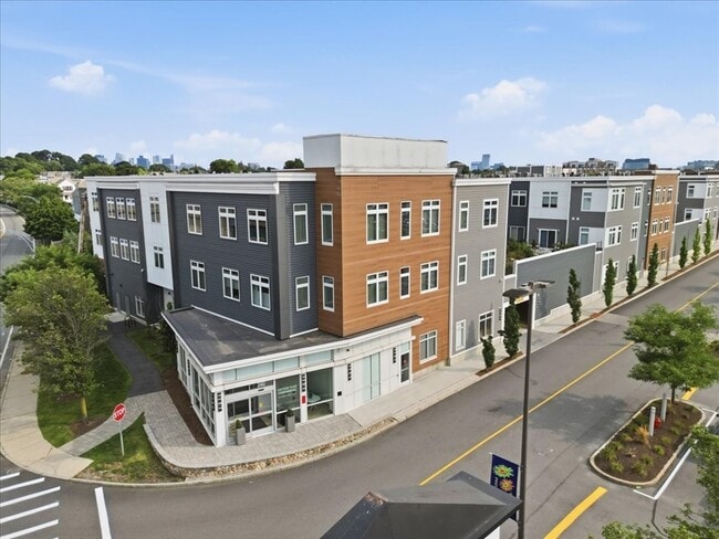 Building Photo - 60 Cross St E Unit 319