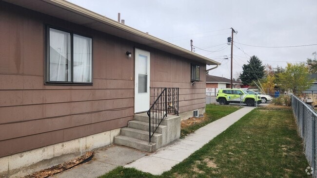Building Photo - SUS1740 Unit B Rental