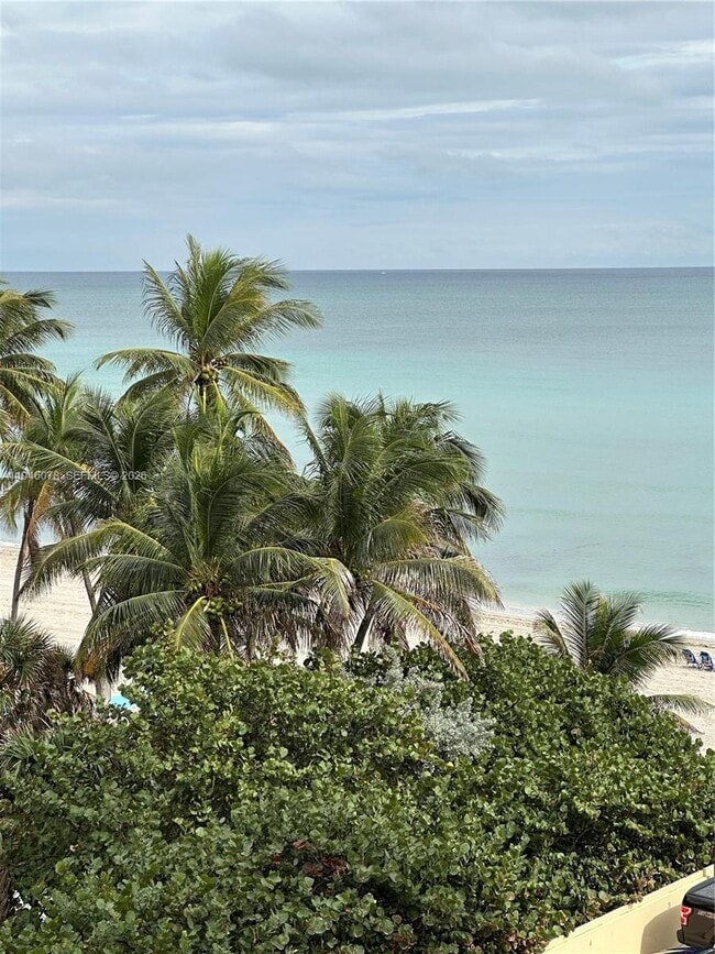 Building Photo - 2501 S Ocean Dr Unit 507