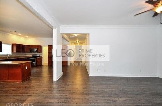 Photo - 1035 Moreland Ave SE