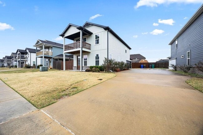 Photo - 1721 W Whitney Ln