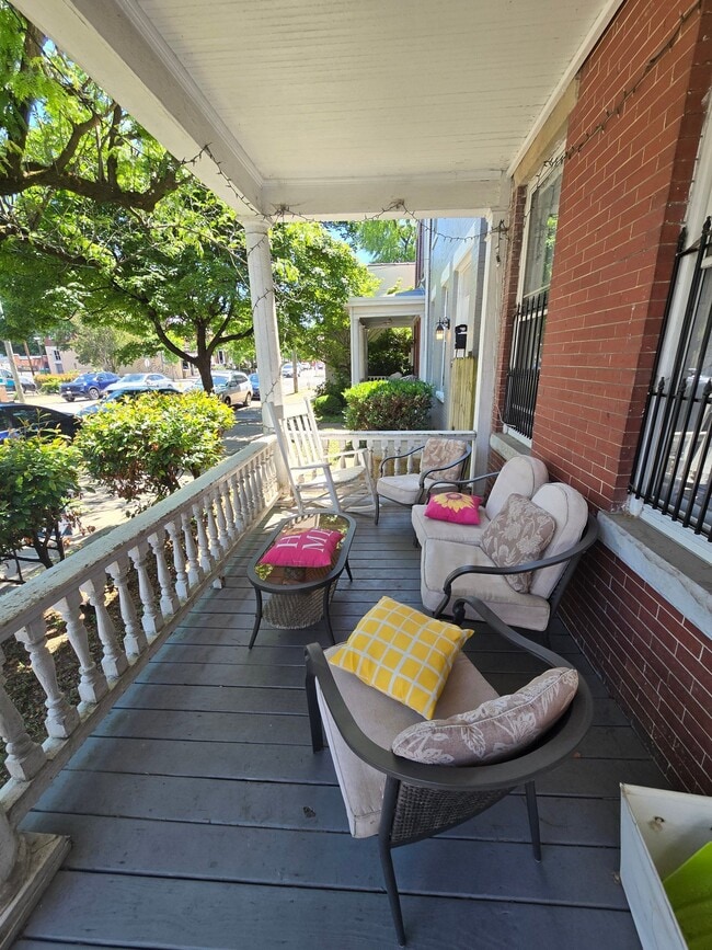 Photo - 2209 W Main St