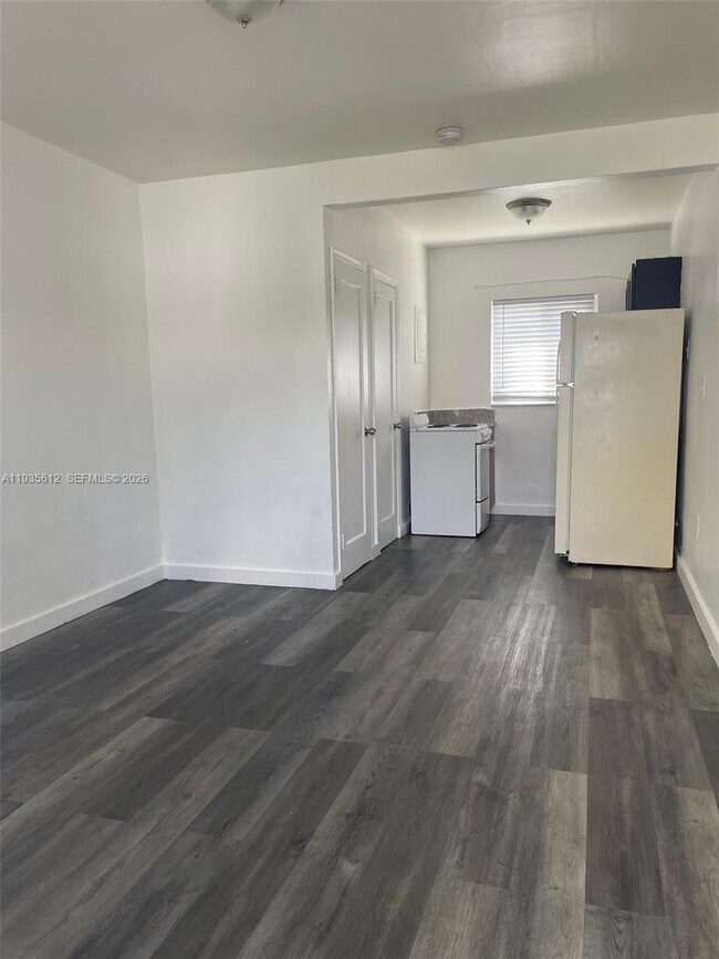 Photo - 430 SW 6th Ave Unidad 10