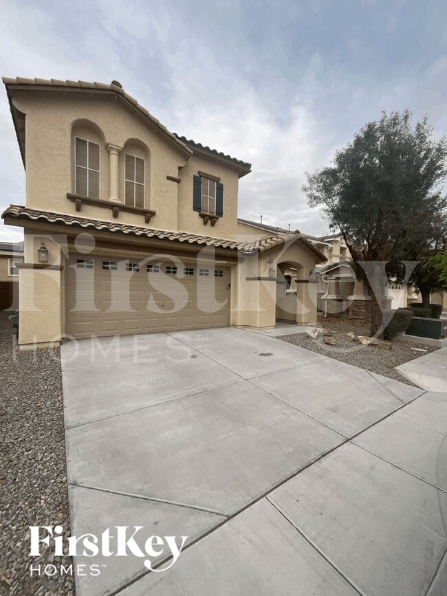 Building Photo - 6032 Sierra Lakes St