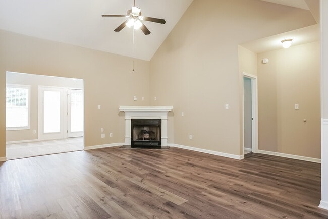3712 Blue Blossom Dr