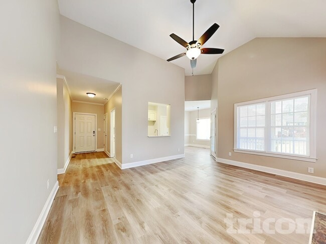 Photo - 117 Cambridge Dr