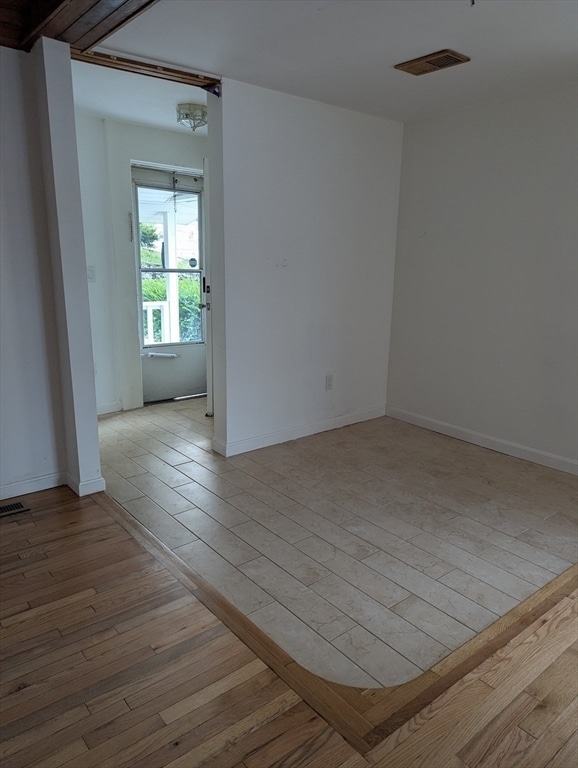 Photo - 144 Lake Shore Dr