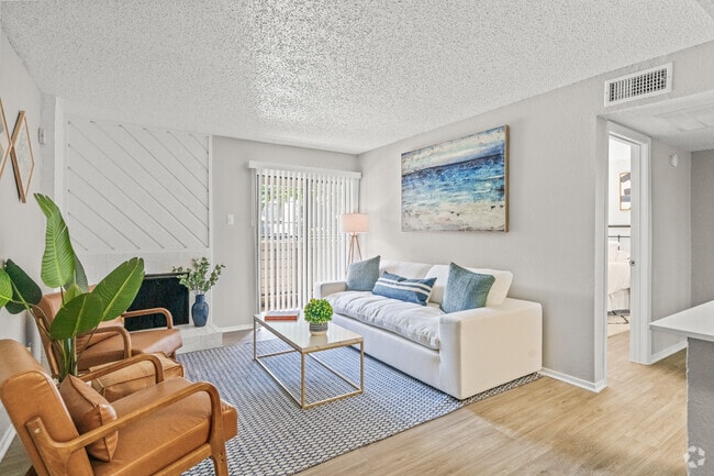 1B/1BA - 590sqft