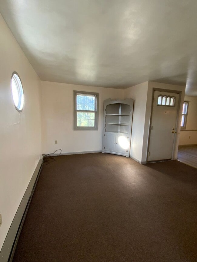 Photo - 114 Millersville Rd