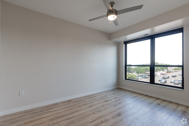 1 habitación, 1 baño - 661 pies cuadrados - Dormitorio - Ratio