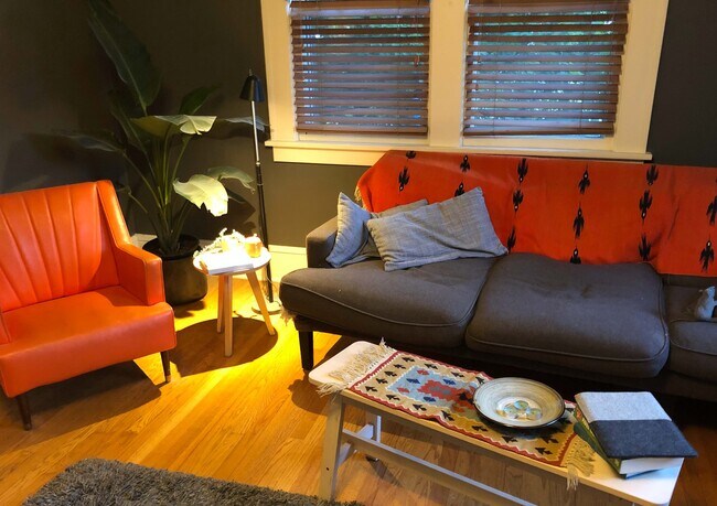 Photo - 1945 SE Harrison St