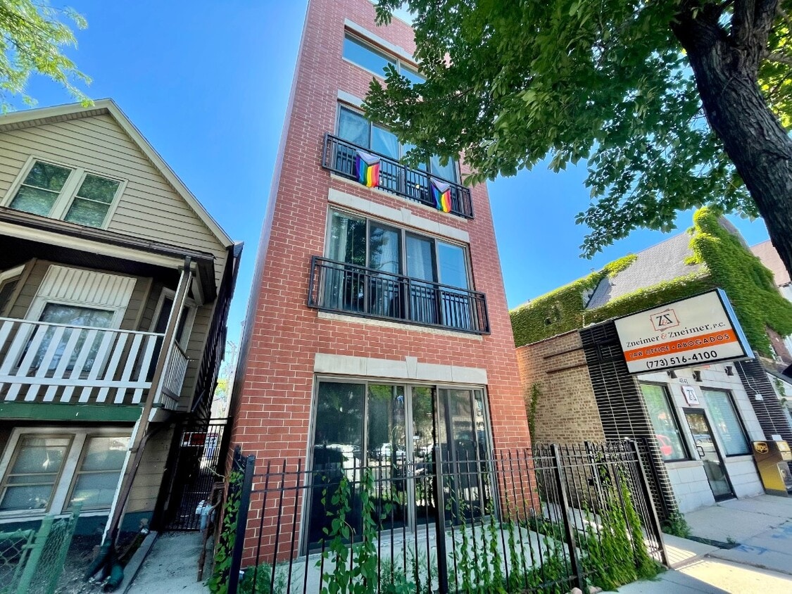 Photo - 4143 N Western Ave (Chicago, IL)