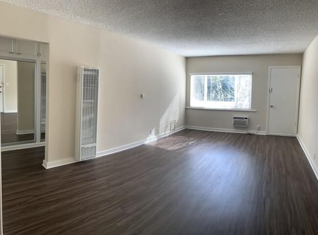 Woodruff Apartments