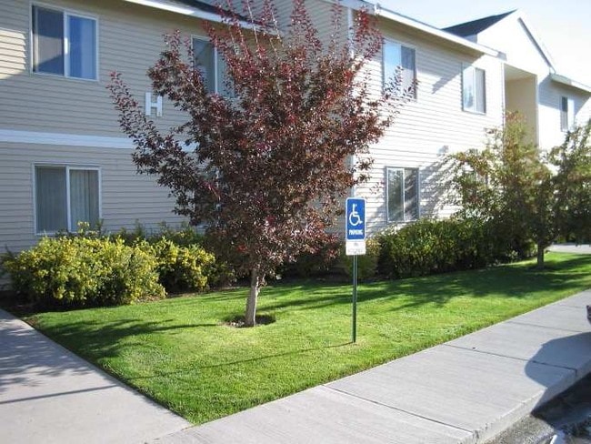 Chelsea Court