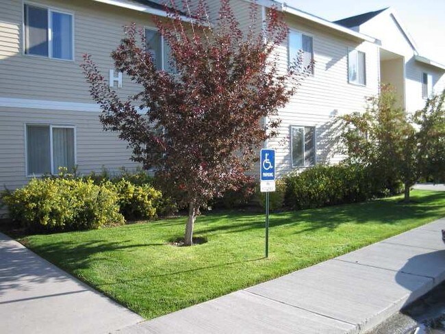 Photo - Chelsea Court