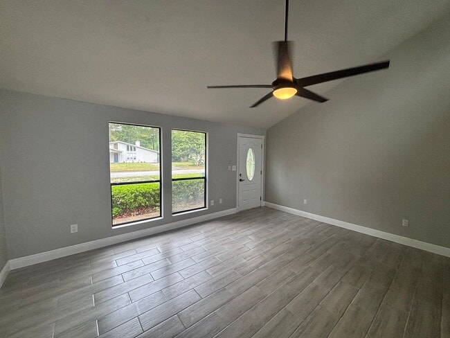 Photo - Newly renovated, WOW this will rent quick!