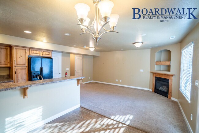 Photo - 3 Bed 3 Bath in Layton