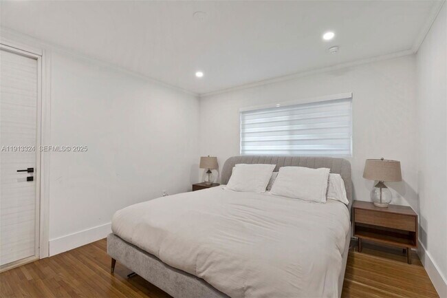 Photo - 45 Palermo Ave