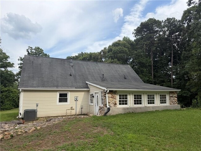 Photo - 1526 Lost Mountain Rd