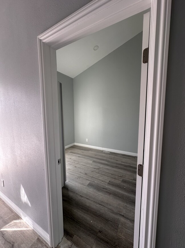 Photo - 19729 Normandale Ave