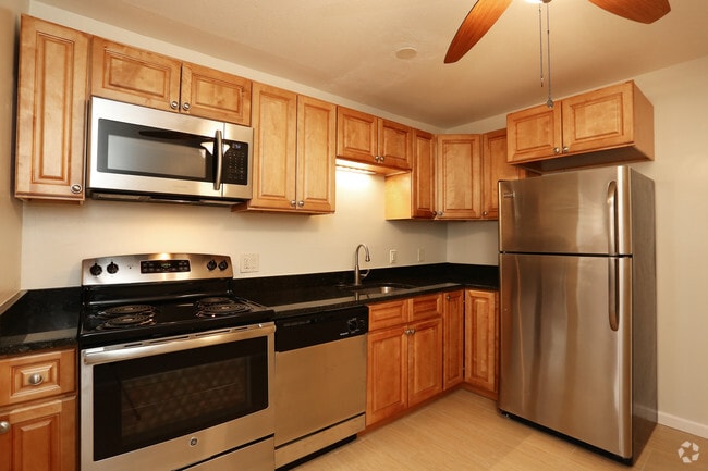 Brendan Towers - Brendan Towers Apartments