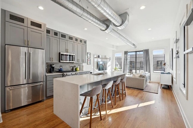 Photo - 262 Mack Ave