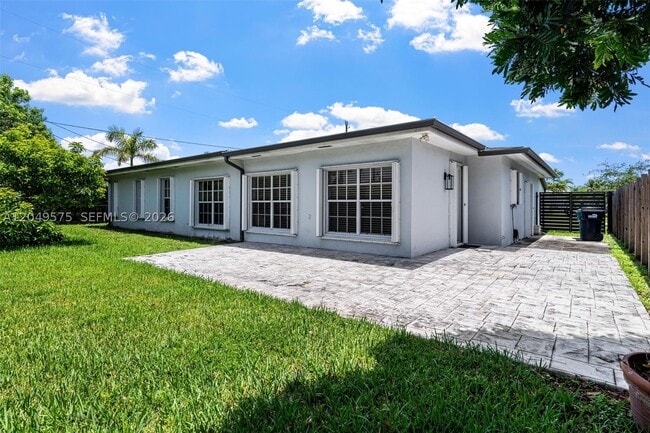 9075 SW 48th Terrace
