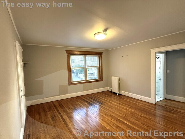 Photo - 99 Hancock St Unidad #2