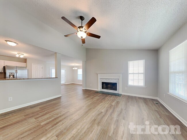 Photo - 38 Coachmen Ct