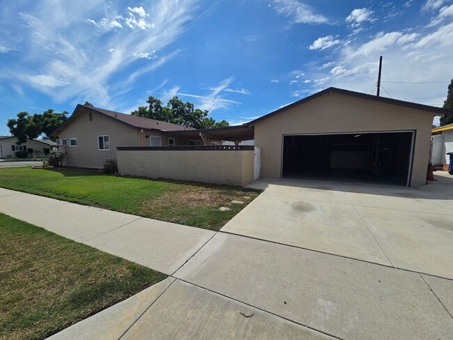 15303 Fairhope Dr
