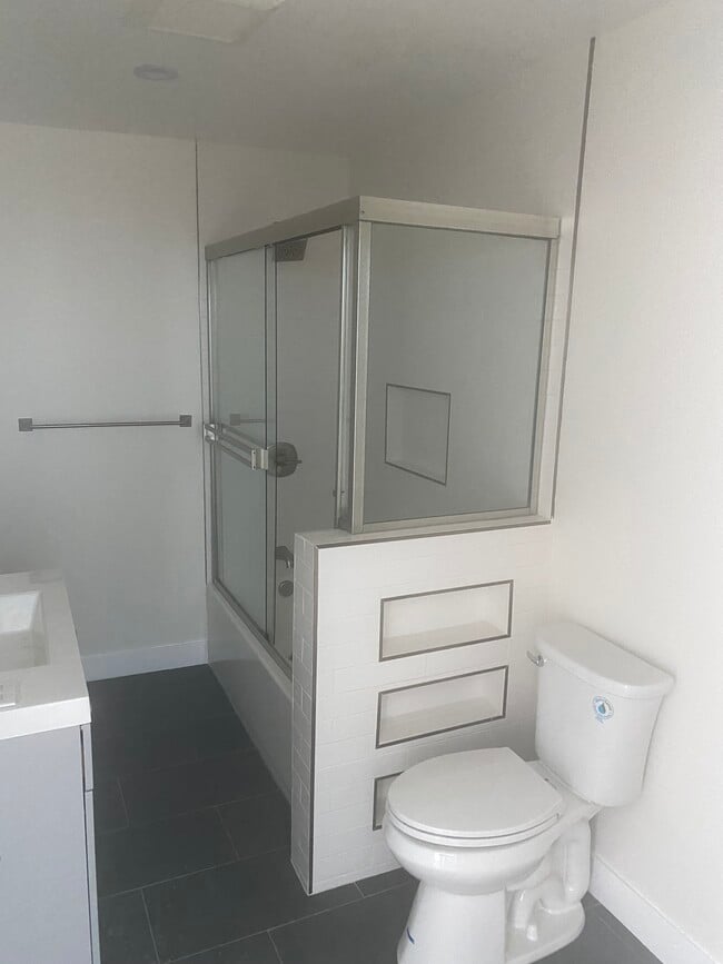 Photo - 2916 E 10th St Unit A