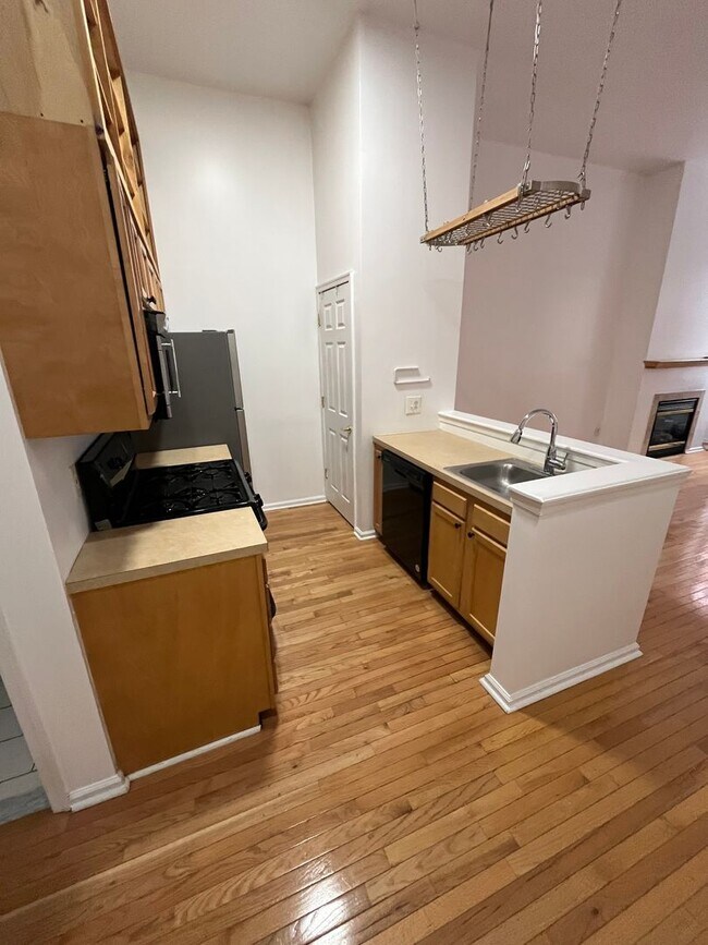 Photo - Bright Old City Loft Unit 1st Floor