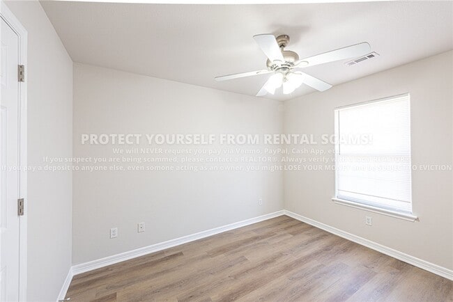 Photo - 741 Harvest St