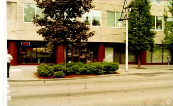 Photo - Arbor Place Tower