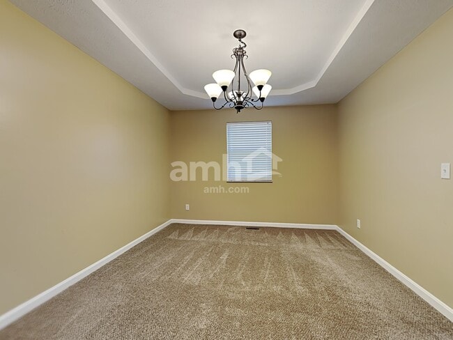 Photo - 618 Fox Chase Way