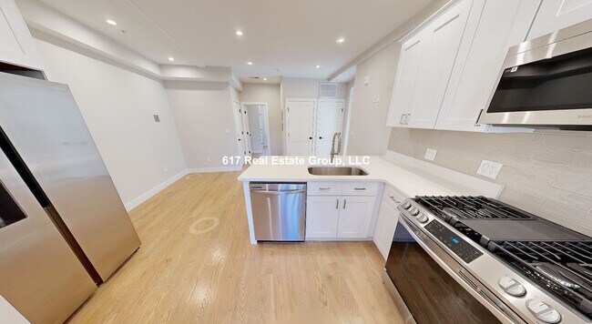 Photo - 161 Allston St Unidad 4