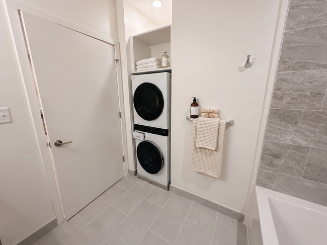 Photo - 1151 Walnut St Unit 204