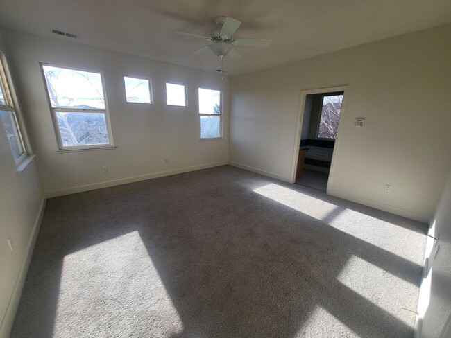 Photo - 2495 Table Rock Dr