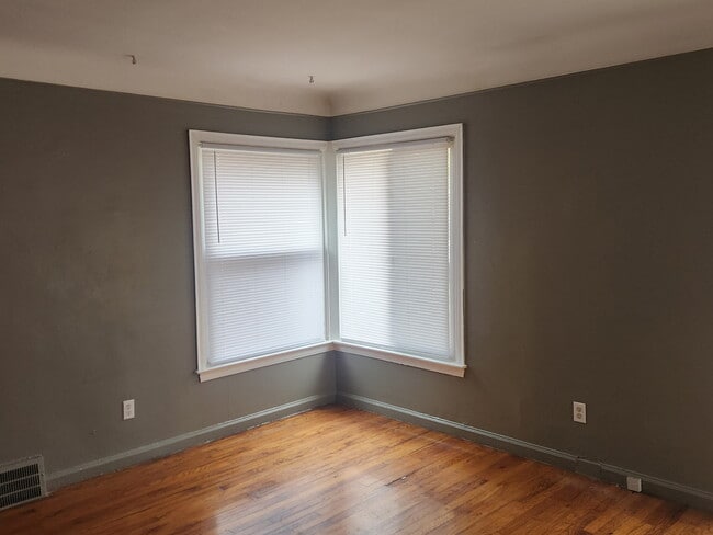 Photo - 16410 Edmore Dr