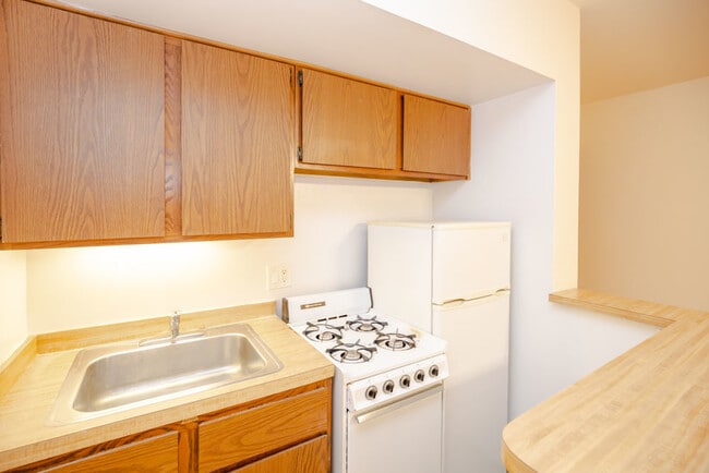 Photo - 1504 N Dearborn Pkwy Unidad 303