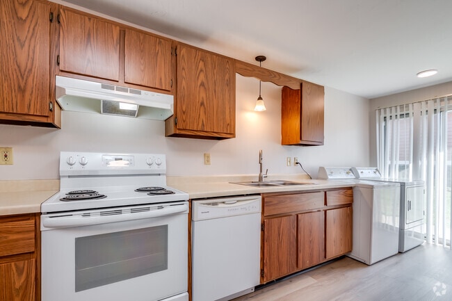 2BR, 1BA - 1,150SF - Kitchen