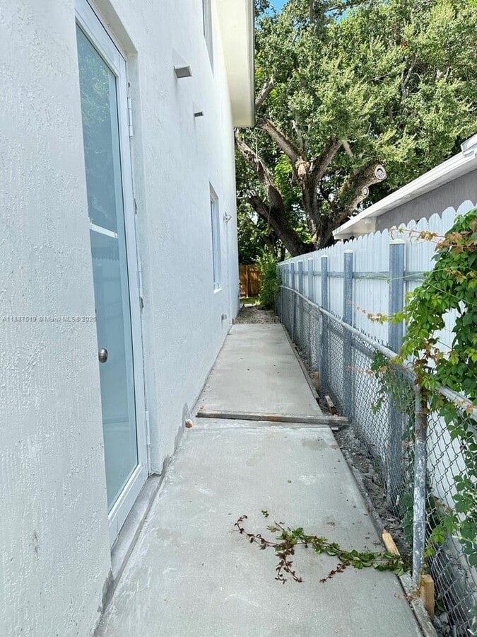 Photo - 2931 NW 57th St Unidad A