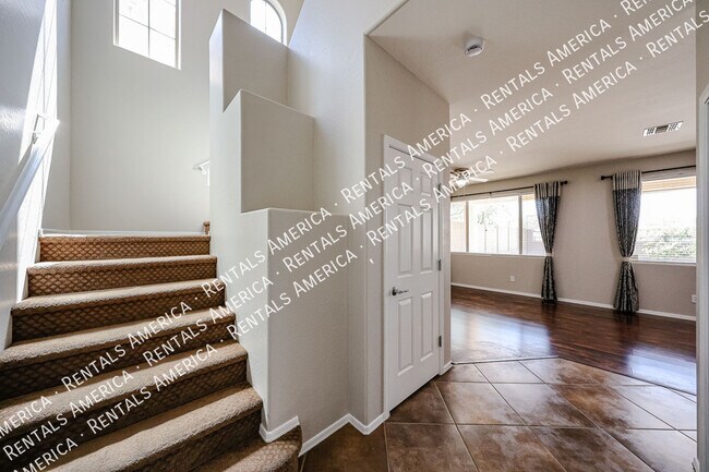 Photo - 3751 Desert Creek Ln